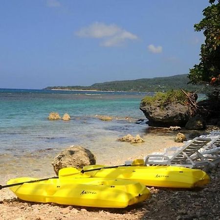 Oceanside Villa @ Ocho Rios, Jamaica Getaway Boscobel Buitenkant foto